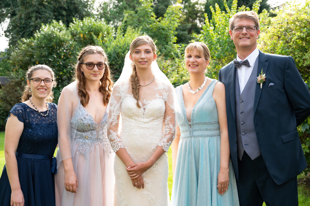 Familienaufnahmen 
meine Hochzeitsfotografin Hochzeitsfotograf Brautpaar Fotoshooting